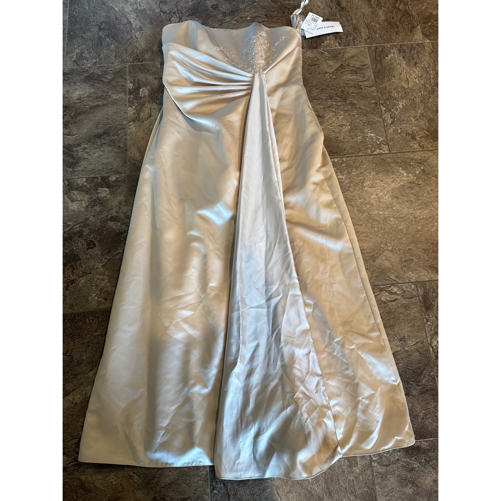 NWT $165 David's Bridal Champagne Satin Beaded Ruched‎ Formal Dress Size 16
